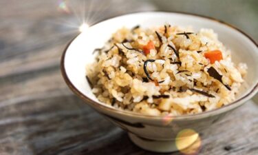 【沖縄旅行を自宅で味わう】あったかご飯に混ぜるだけ！忙しい日の時短料理に最適おすすめ沖縄飯