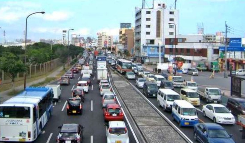 沖縄の道路渋滞は東京23区並