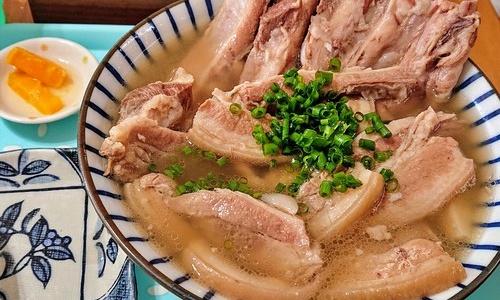 お肉のお店 仲村