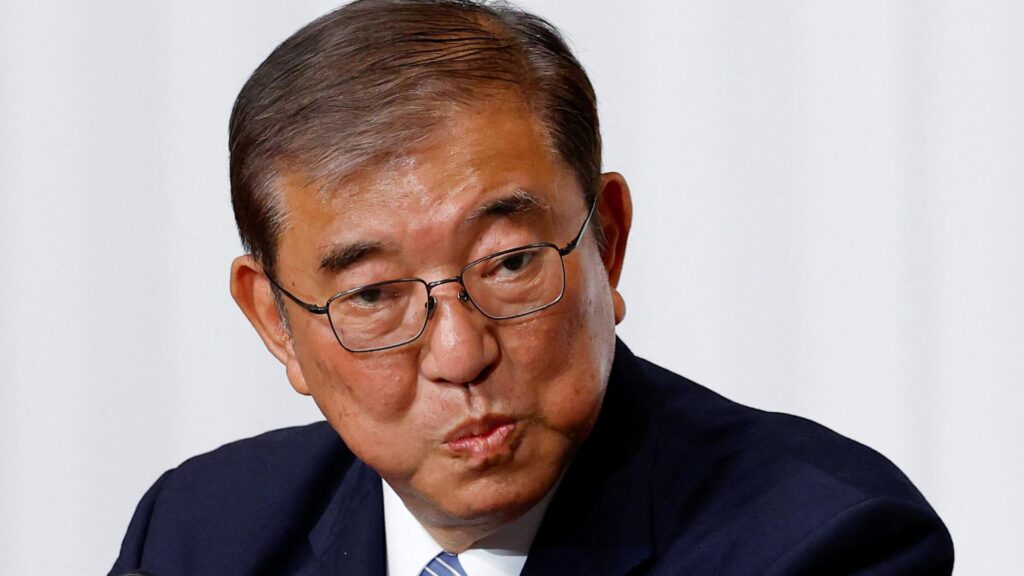 石破総理が辞任