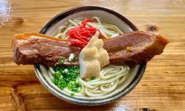 沖縄そばに出会う旅