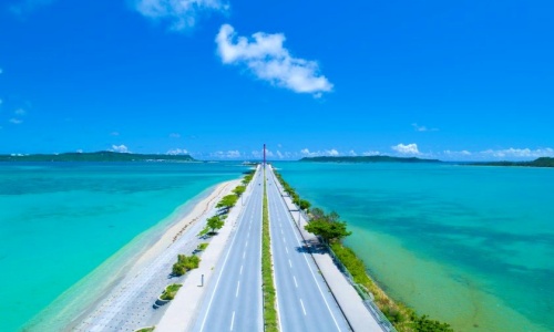 アメリカンビレッジ、おきなわワールド、沖縄美ら海水族館