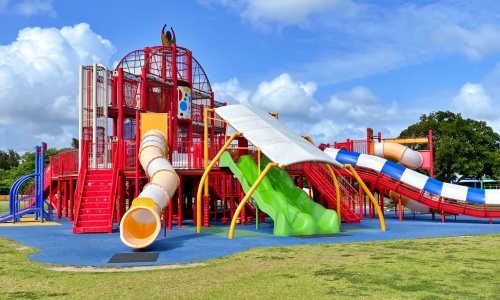 沖縄の公園はディープな沖縄観光スポット