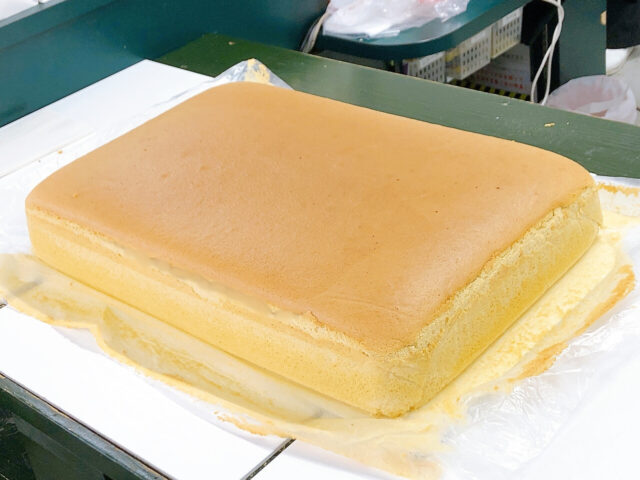 沖縄新スイーツうるマルシェ名物台湾カステラがレベチすぎる衝撃の旨さ