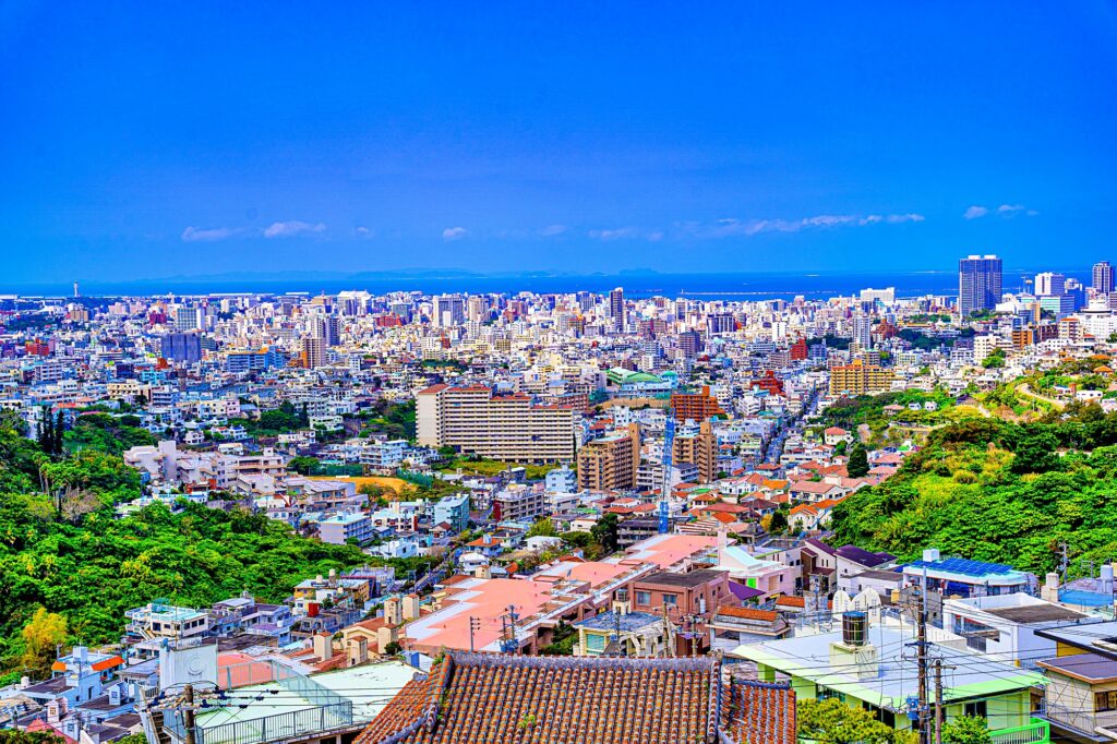 ローカル目線、沖縄移住のホンネ