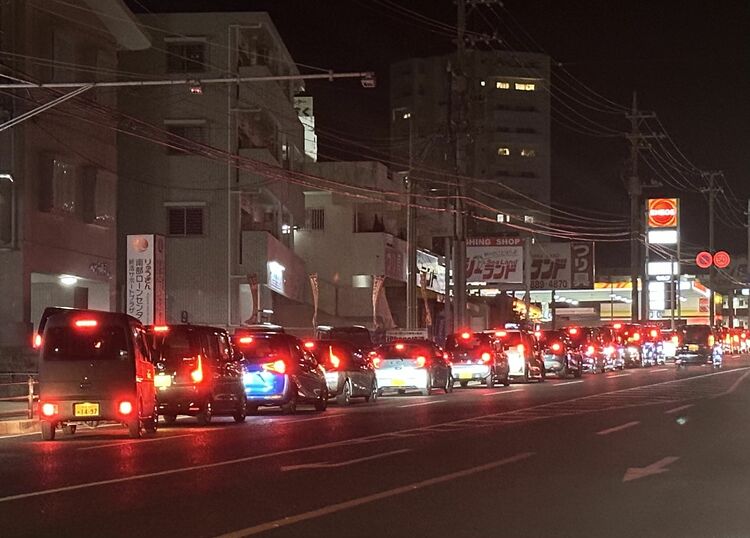 アメリカ・イスラエル中東情勢により原油急騰、その影響で世界的なガソリン高