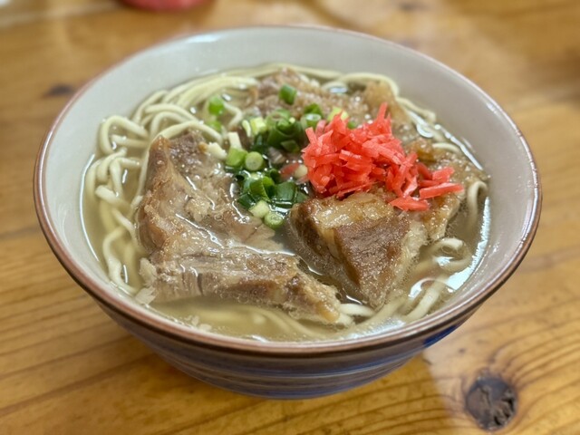 沖縄で沖縄そばを食べるならかめかめそばがおすすめ